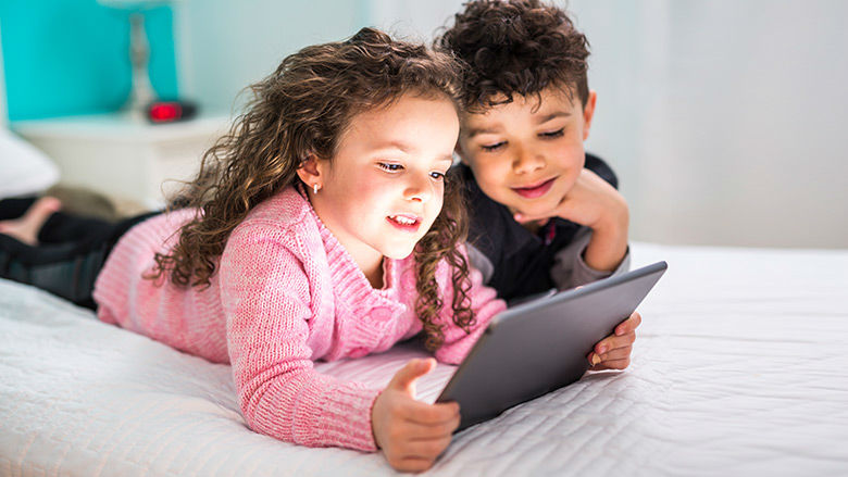 health tip how too much screen time affects kids eyes 16x9 1 1